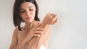 Lire la suite à propos de l’article Eczéma : une approche globale en naturopathie